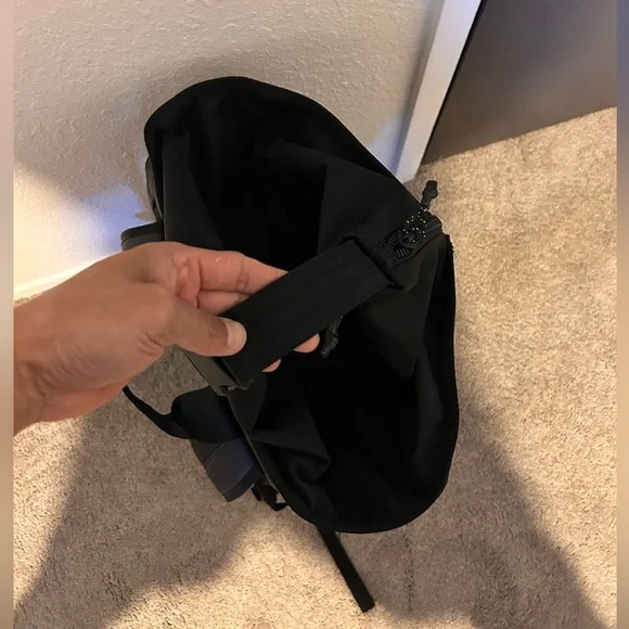 The North Face Black Duffel Backpack - Picture 6 of 11